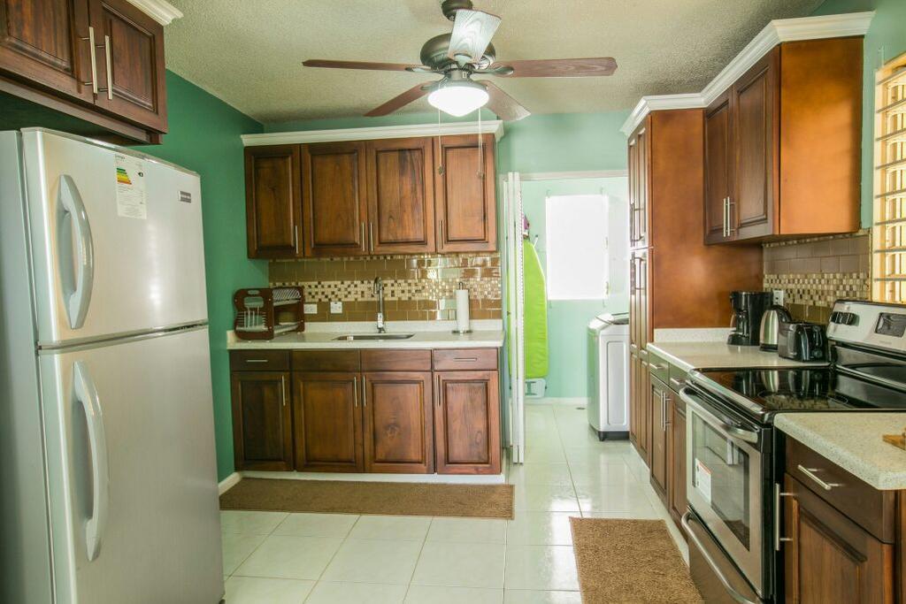 Guest Apartment At Halifax كينغستون الغرفة الصورة